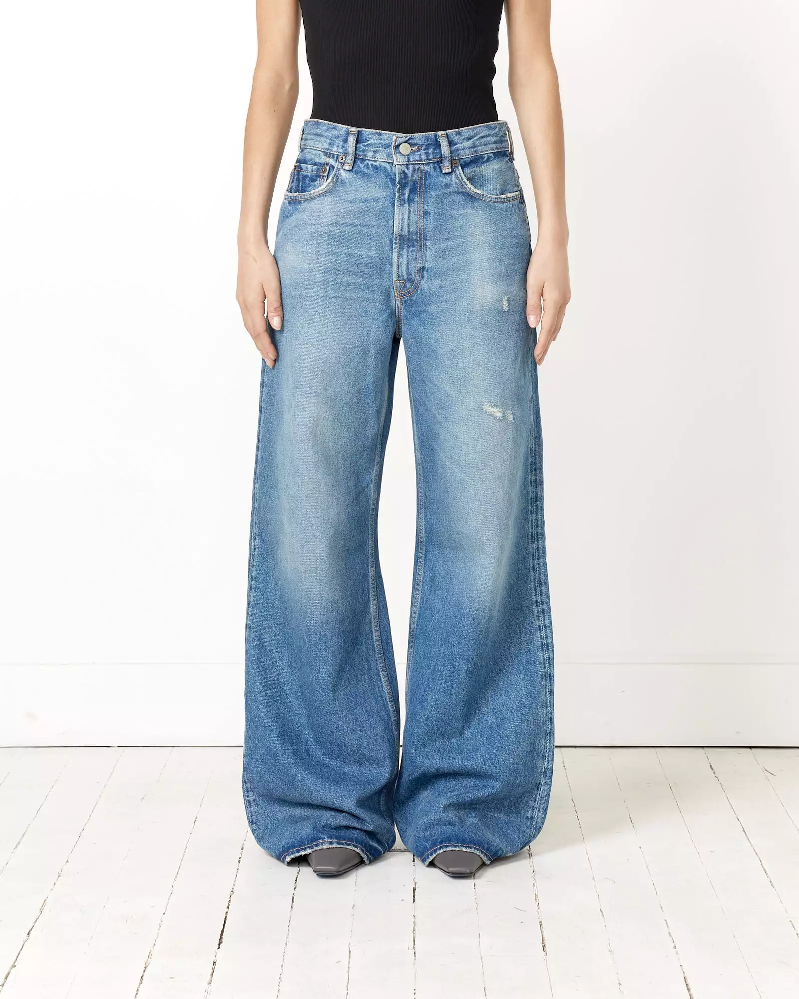 2022 Vintage Jean