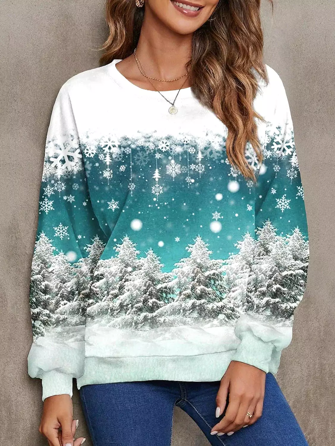 Cozy Christmas Graphic Streetwear Women's Sweatshirt