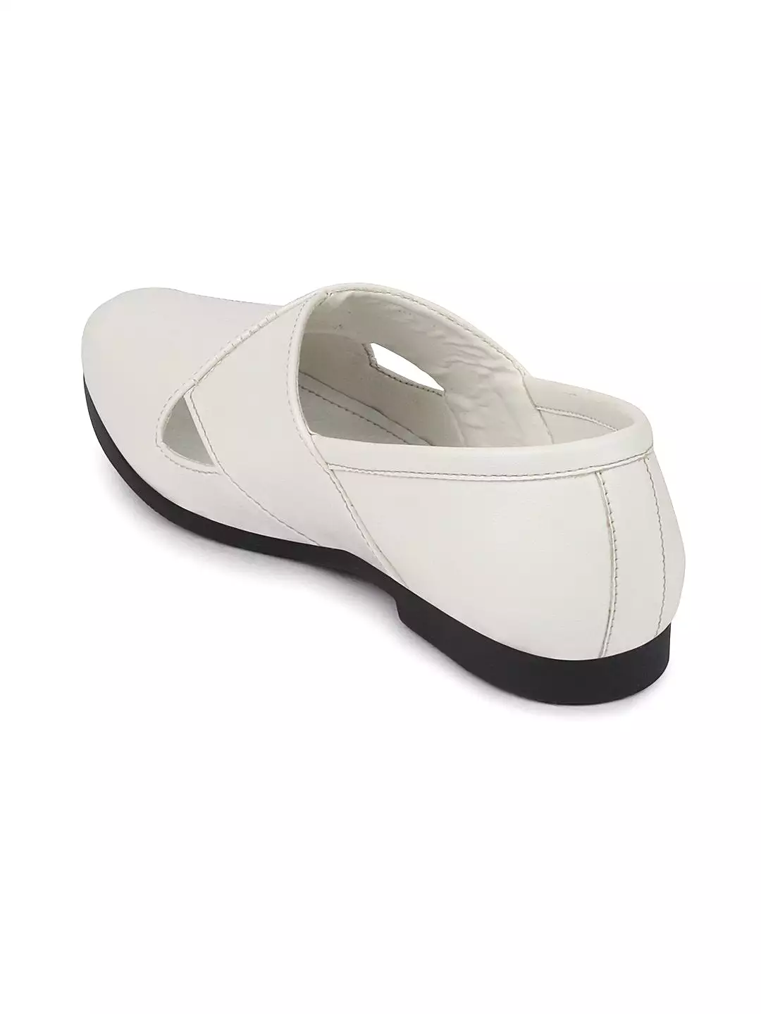 Men Ethnic White Criss Cross Slip On Juttis and Mojaris