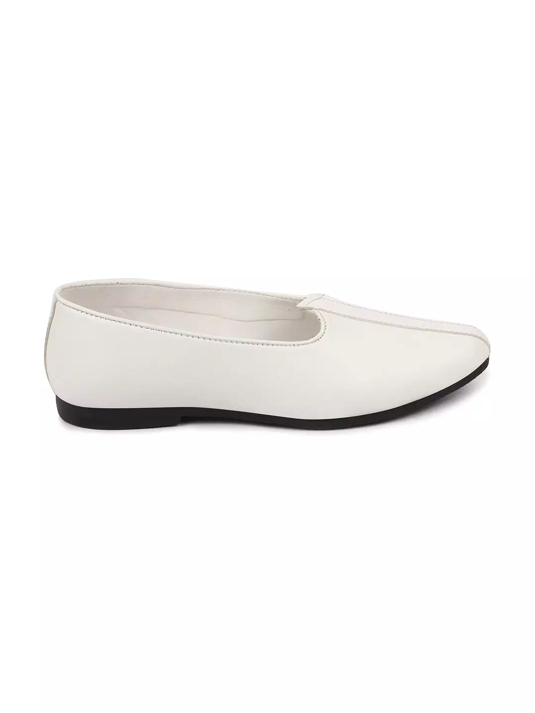 Men Ethnic White Slip On Juttis and Mojaris