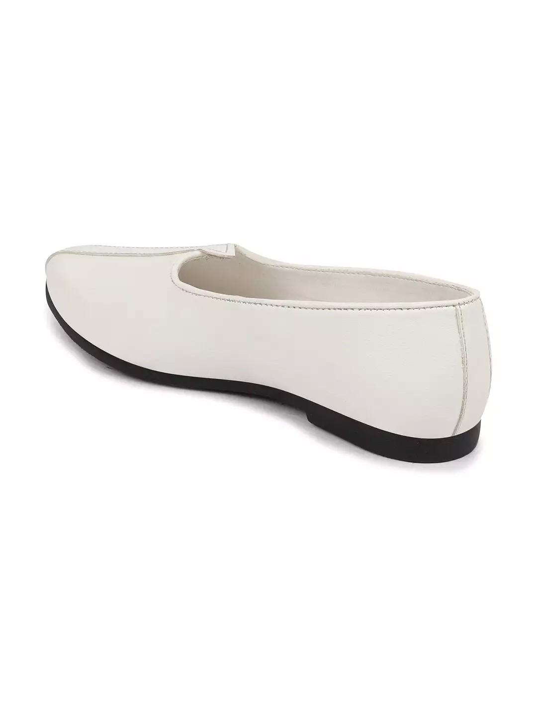 Men Ethnic White Slip On Juttis and Mojaris