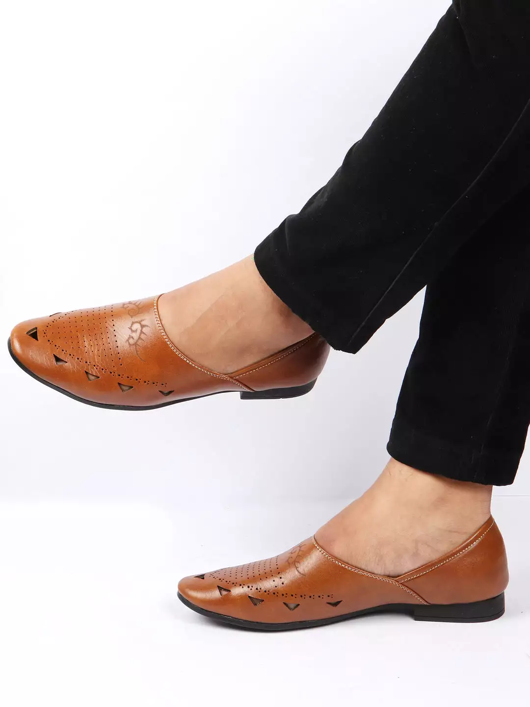 Men Tan Ethnic Wedding Party Laser Cut Perforated Design Slip On Juttis and Mojaris